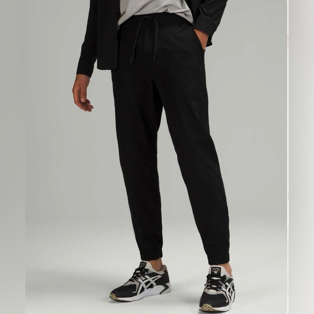 Lululemon Men's ABC jogger pant (ventlight) size large black excellent condition